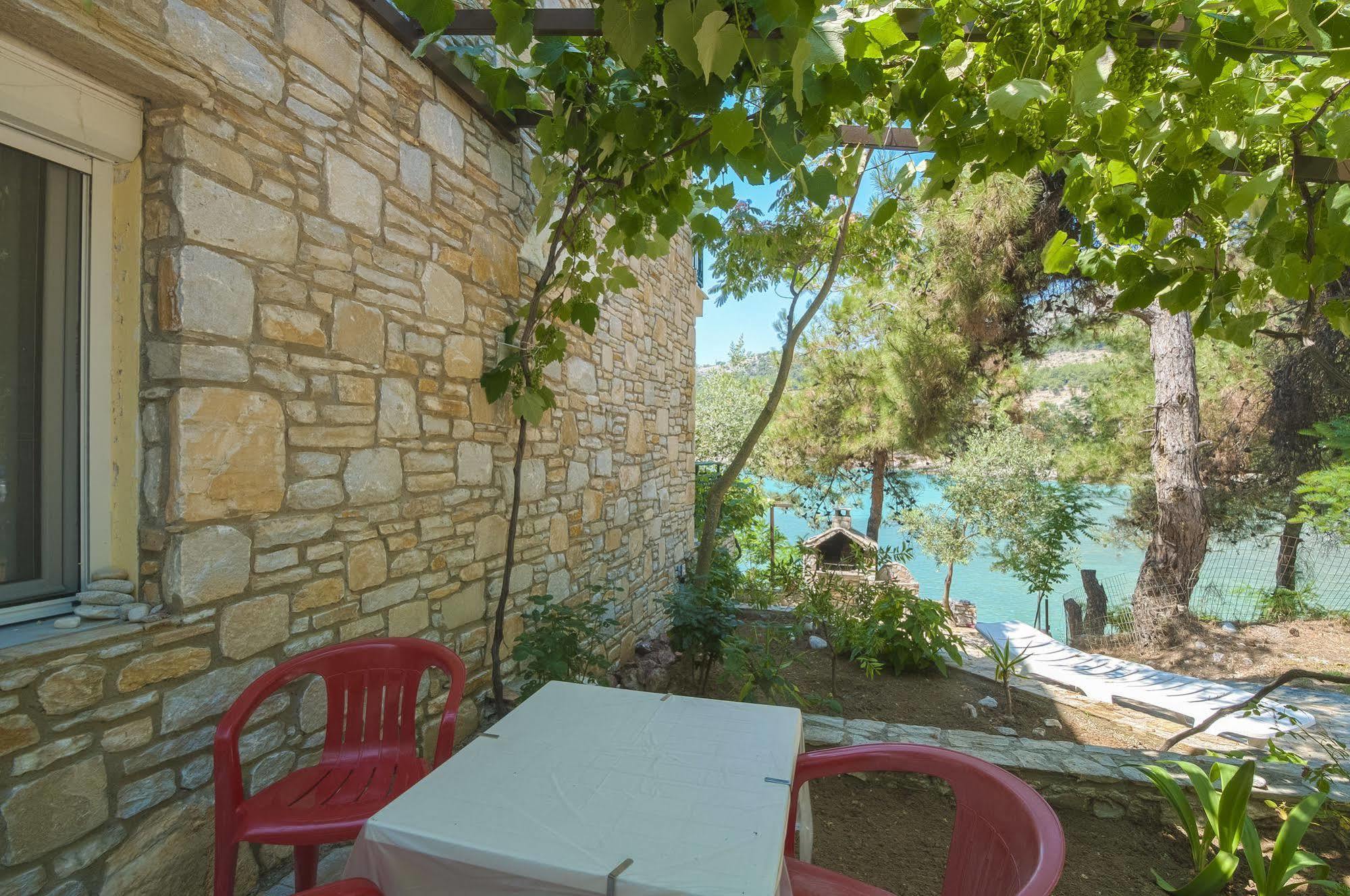 Petra Mare Apartamento Thimonia Exterior foto